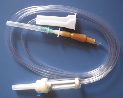 Transparente Elementaroperation entkeimte medizinischer Grad PVC-Infusion einstellte mit Luer-Verschluss