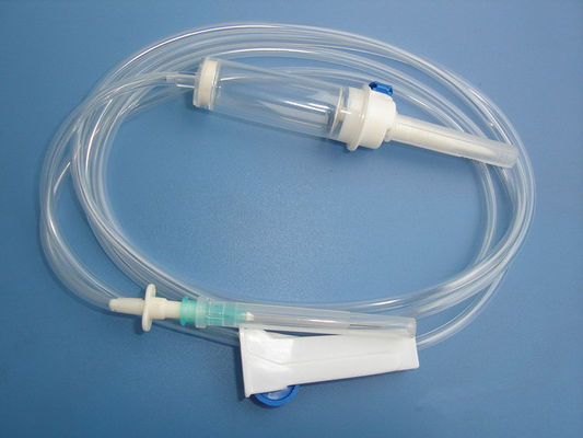 sistema disponible de la infusión 5um IV con el tubo resistente flexible y de la torcedura